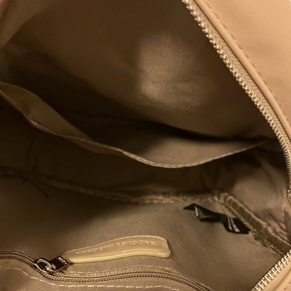 NWT Badgley mischka small backpack - Picture 9 of 13